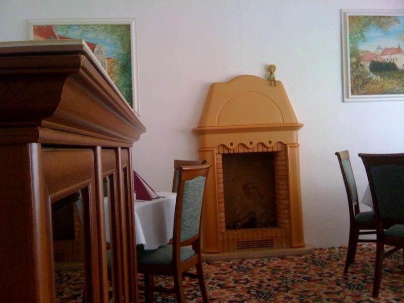 Hotel Line Litvínov Extérieur photo